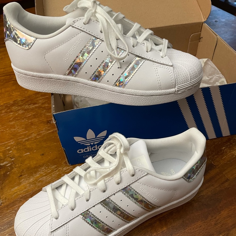 Kids Adidas Superstar J, Size 4, Holographic